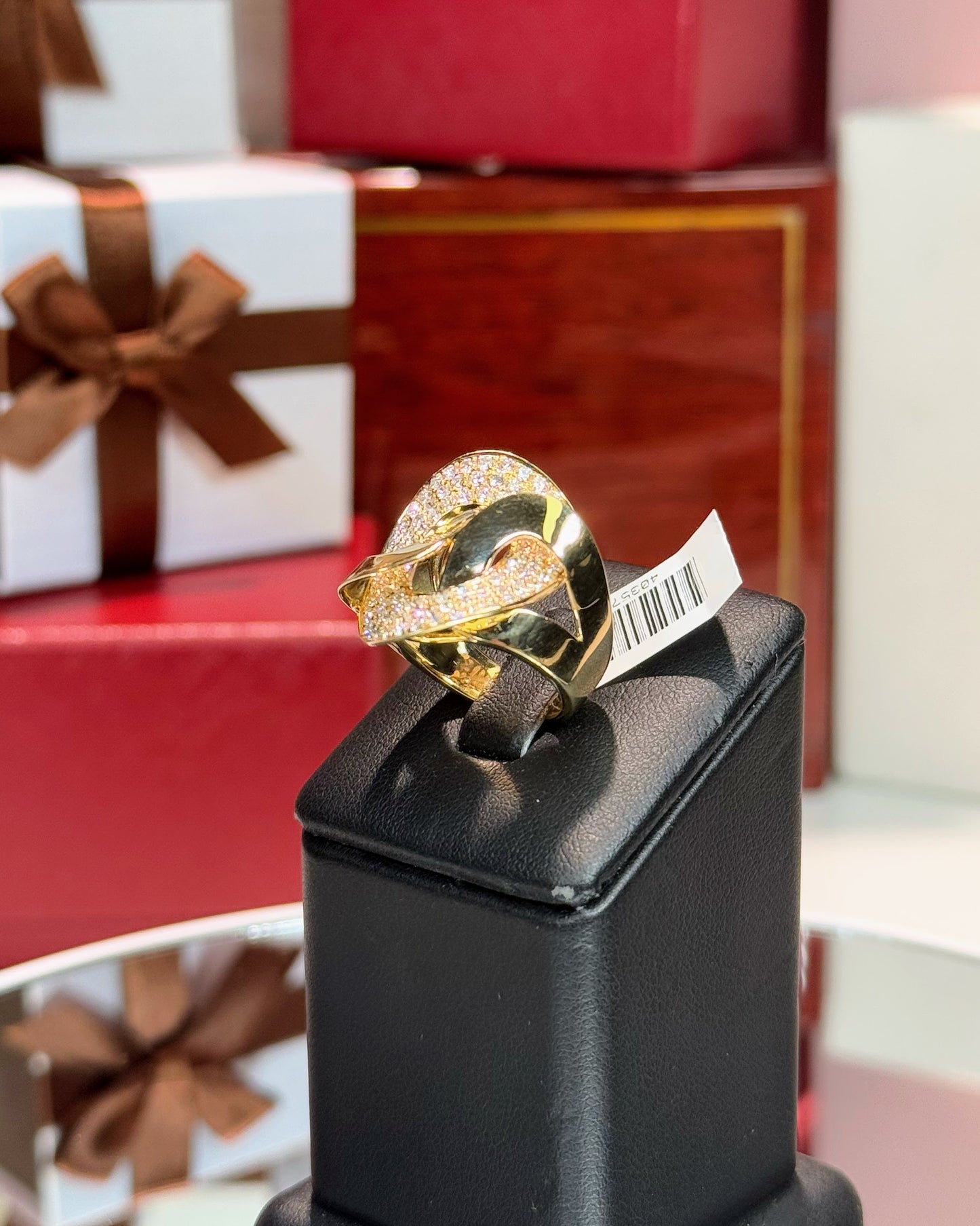 Twisted Interlocking Donut Design 14k Yellow Gold Diamond Ring