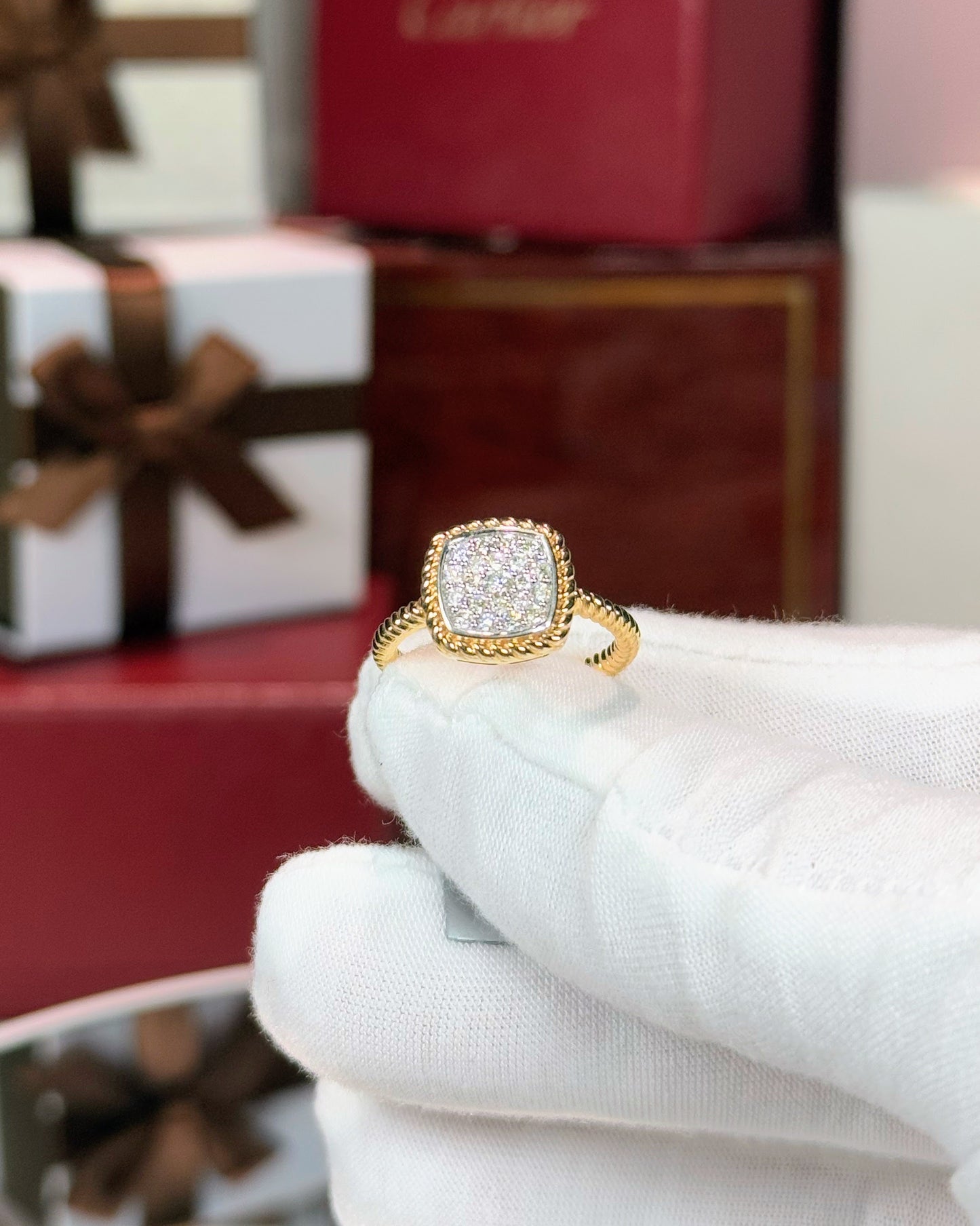 14k Yellow Gold Square Cluster Diamond Rope Shank Ring