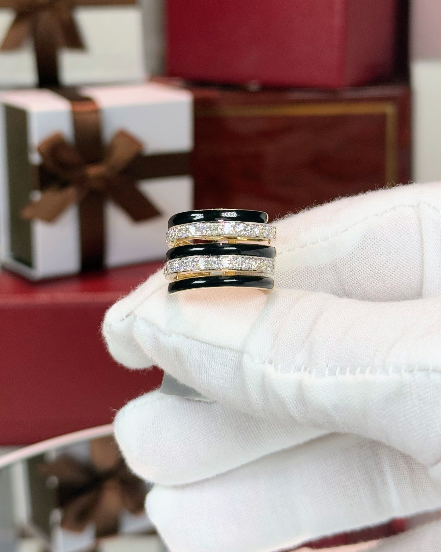 14k Yellow Gold Black Enamel Diamond Ring