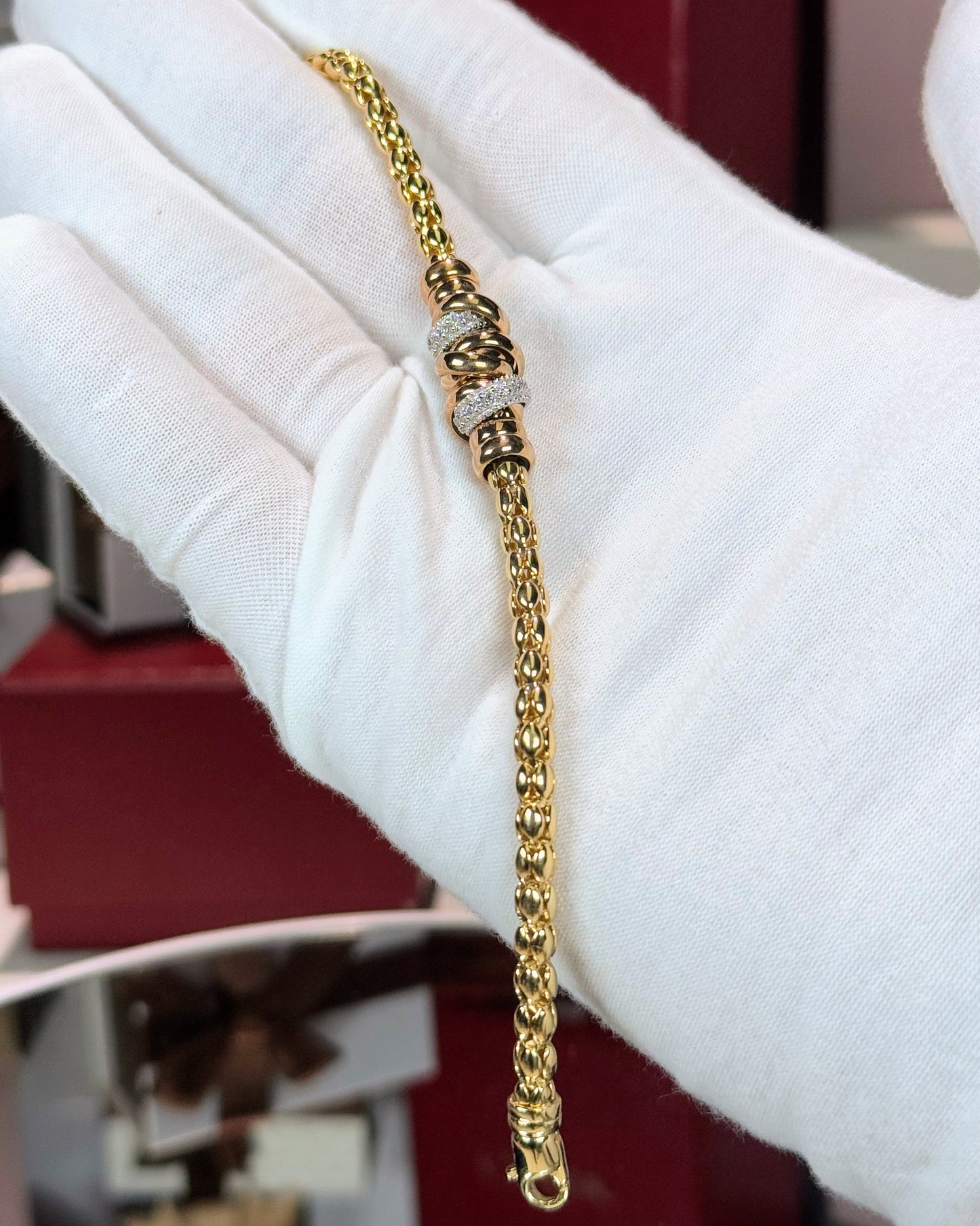 14k Yellow Gold Diamond Braelet