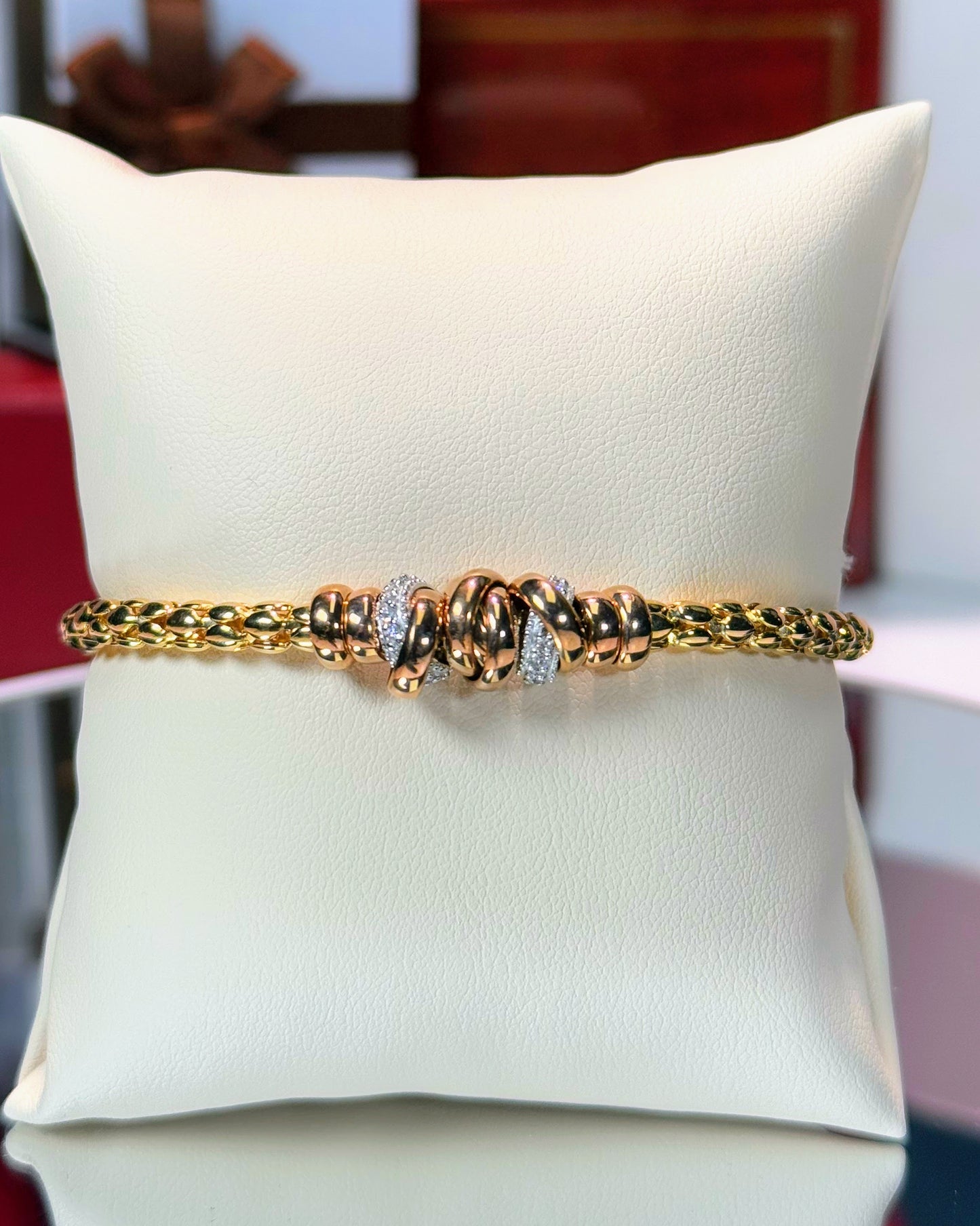 14k Yellow Gold Diamond Braelet