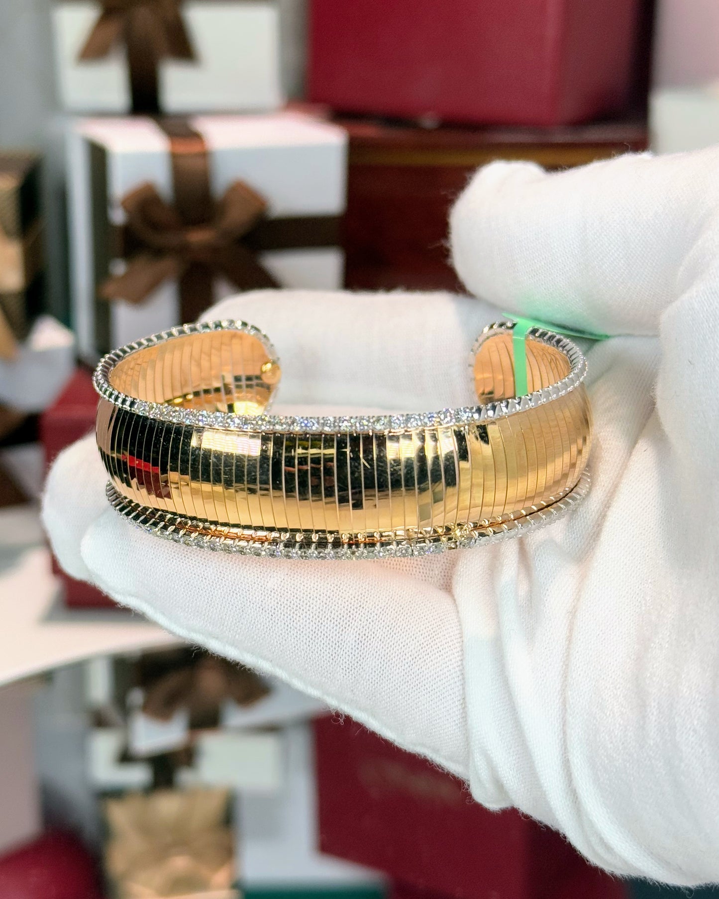 18k Yellow Gold Diamond Cuff Bangle