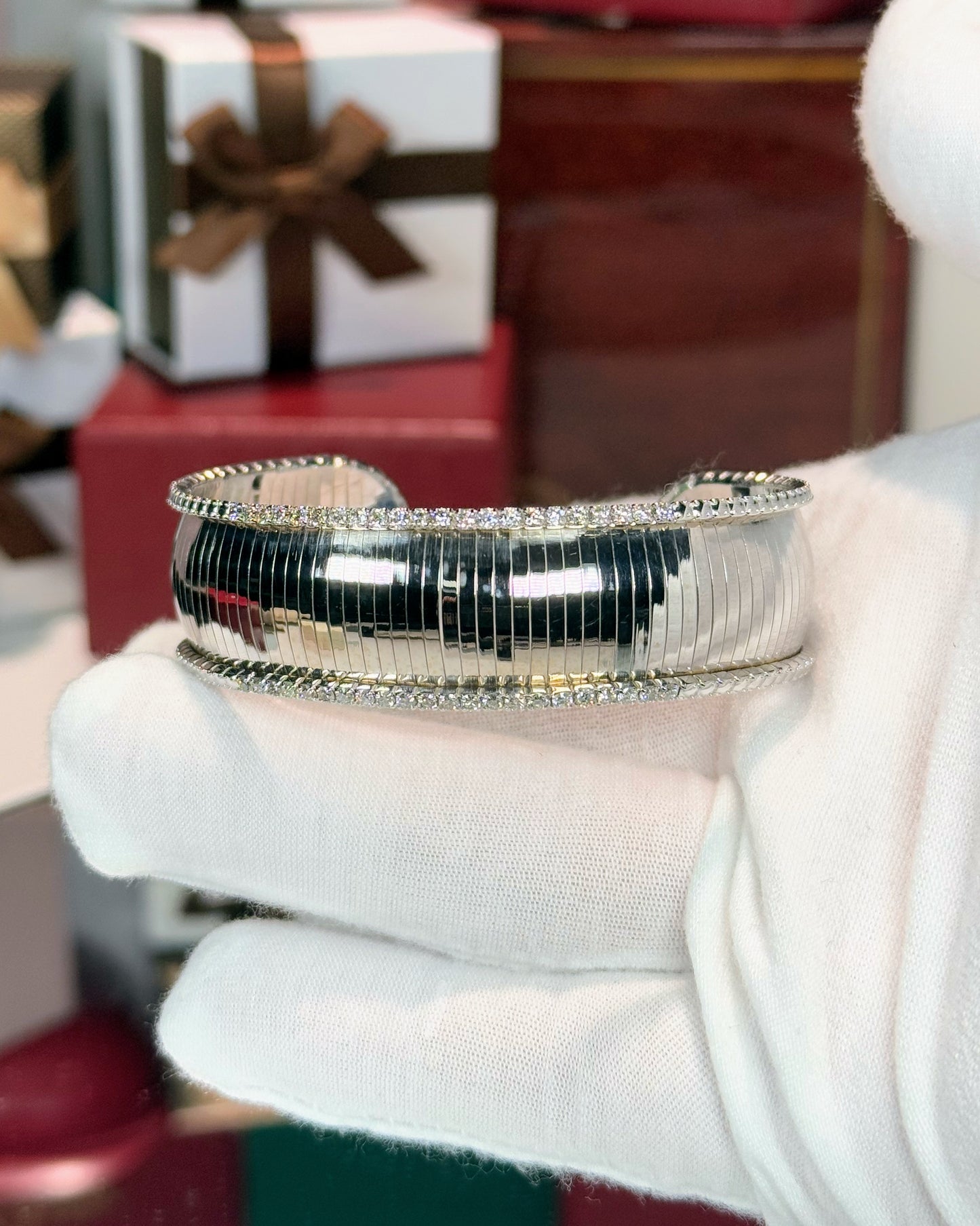 18k White Gold Diamond Cuff Bangle