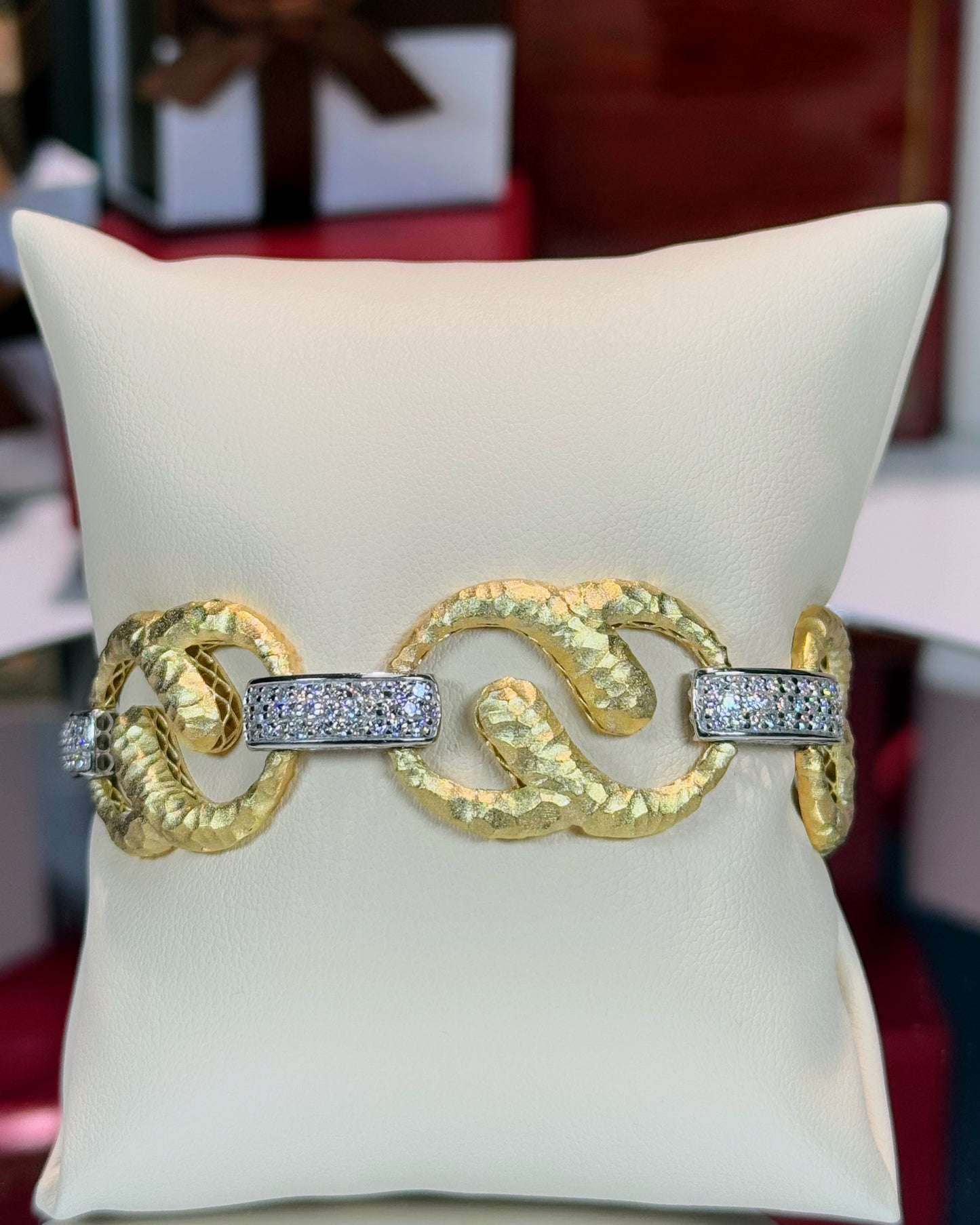 14k Yellow Gold "S" Bracelet