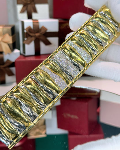 Underwater Aquatic Plant Design 18k Yellow Gold Diamond Bracelet