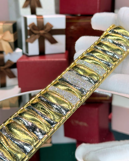 Underwater Aquatic Plant Design 18k Yellow Gold Diamond Bracelet