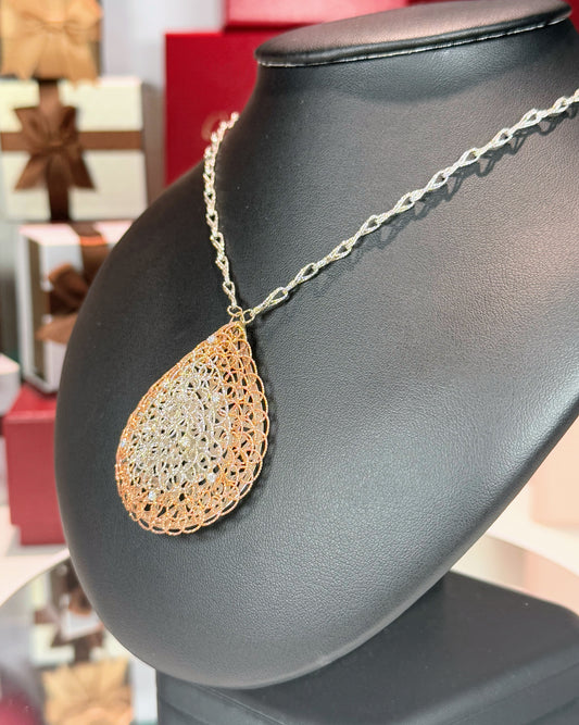 Raindrop Filigree 14k 2 Color Pendant 14k White Gold Matinee Necklace
