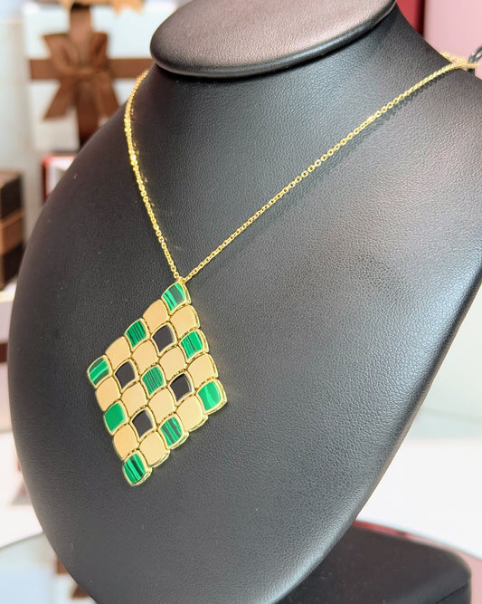 14k Yellow Gold Snake Scale Pendant Necklace