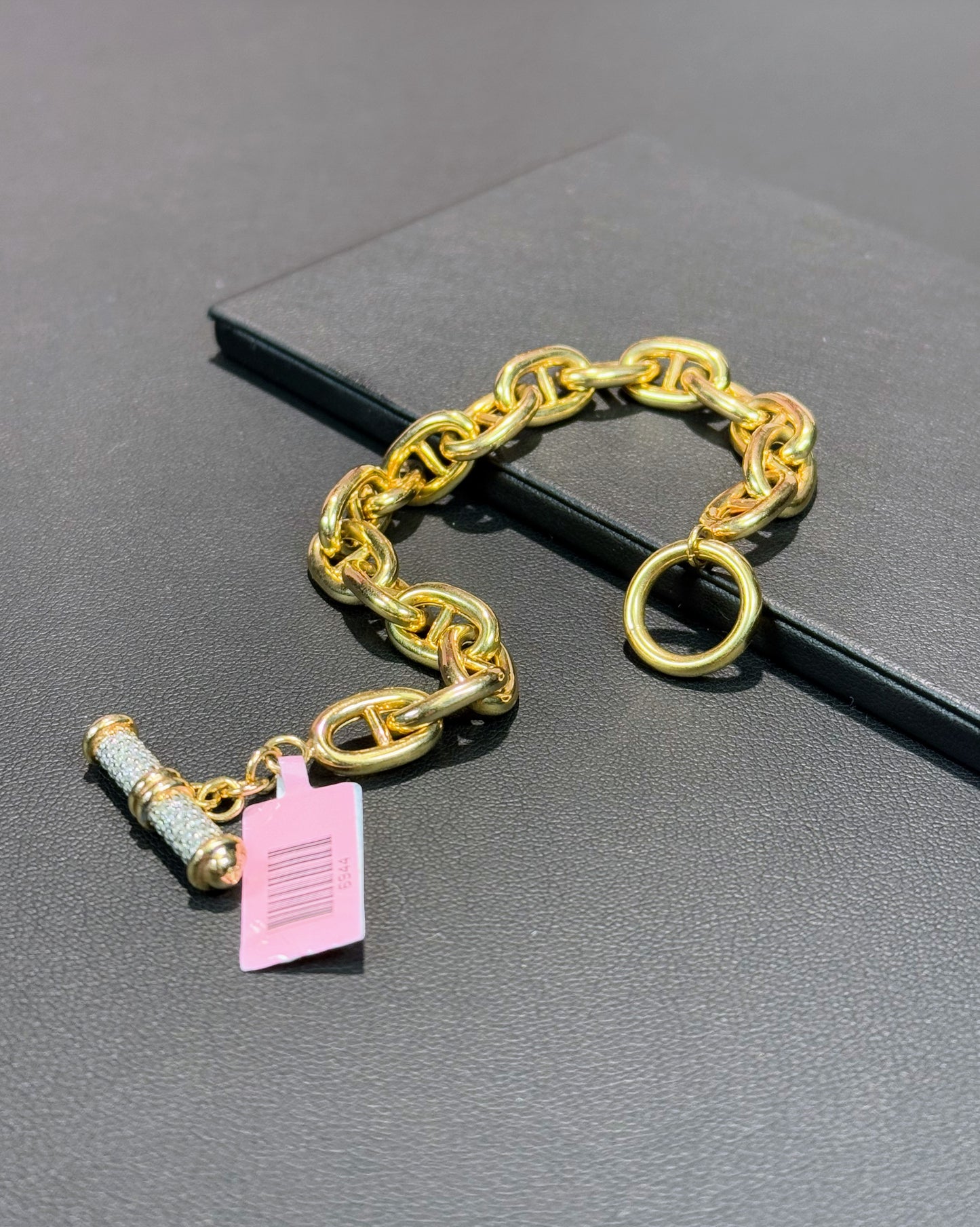 14k Yellow Gold Diamond Scroll Toggle Clasp Bracelet
