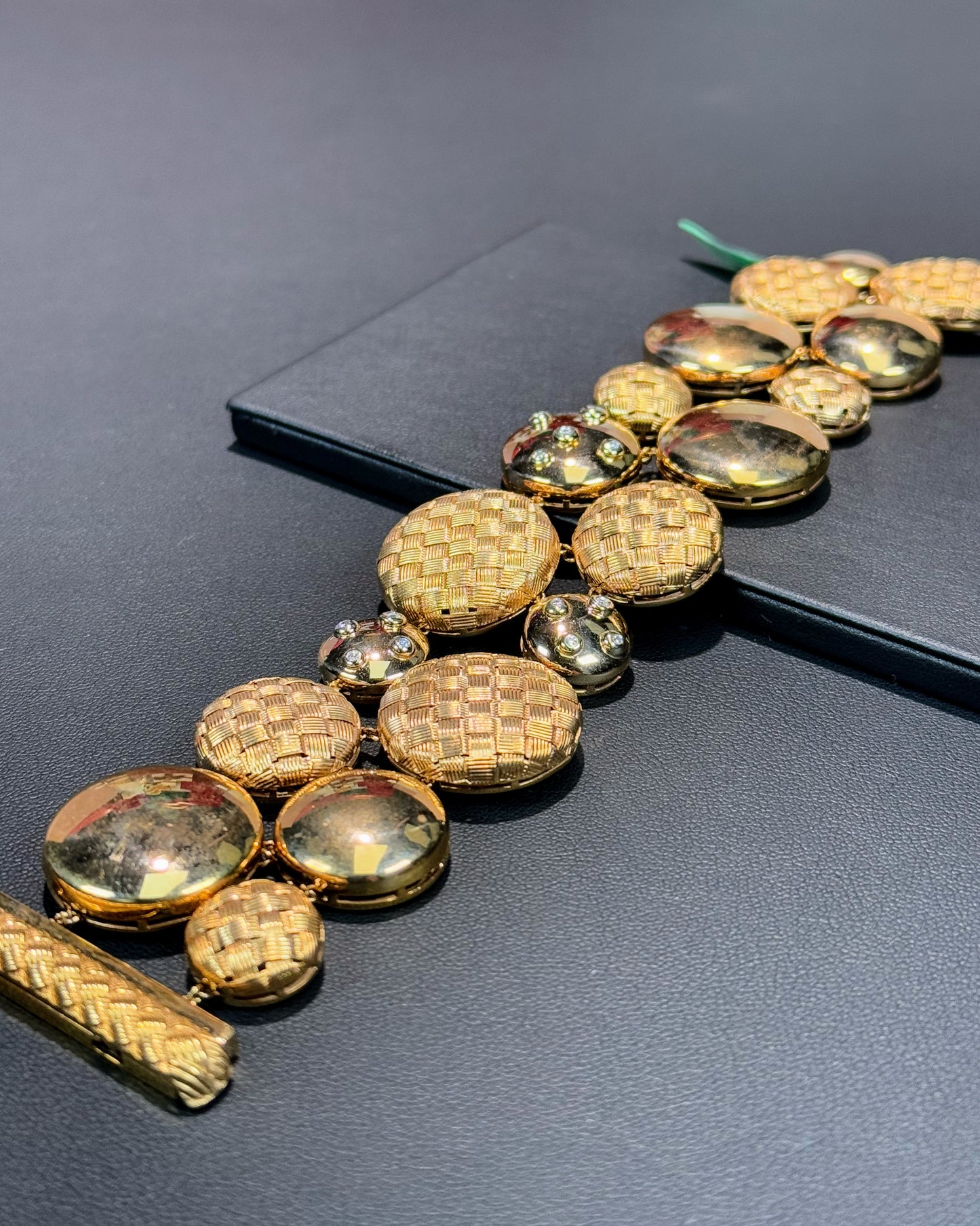 Palm Weave Design 18k Yellow Gold Bracelet