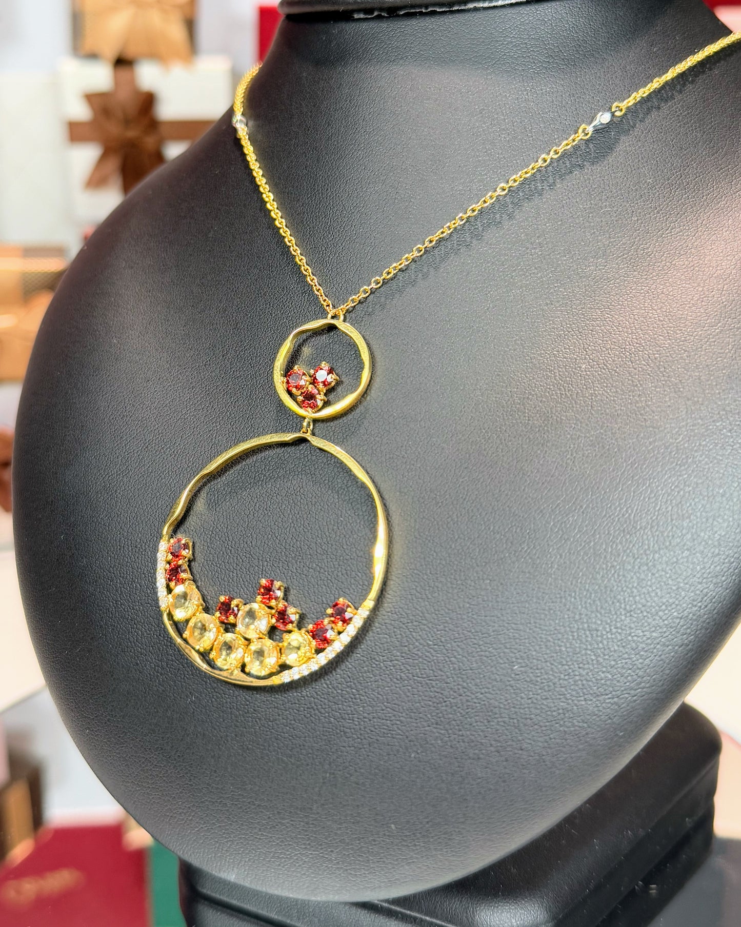 18k Yellow Gold Colorstones Pendant Necklace