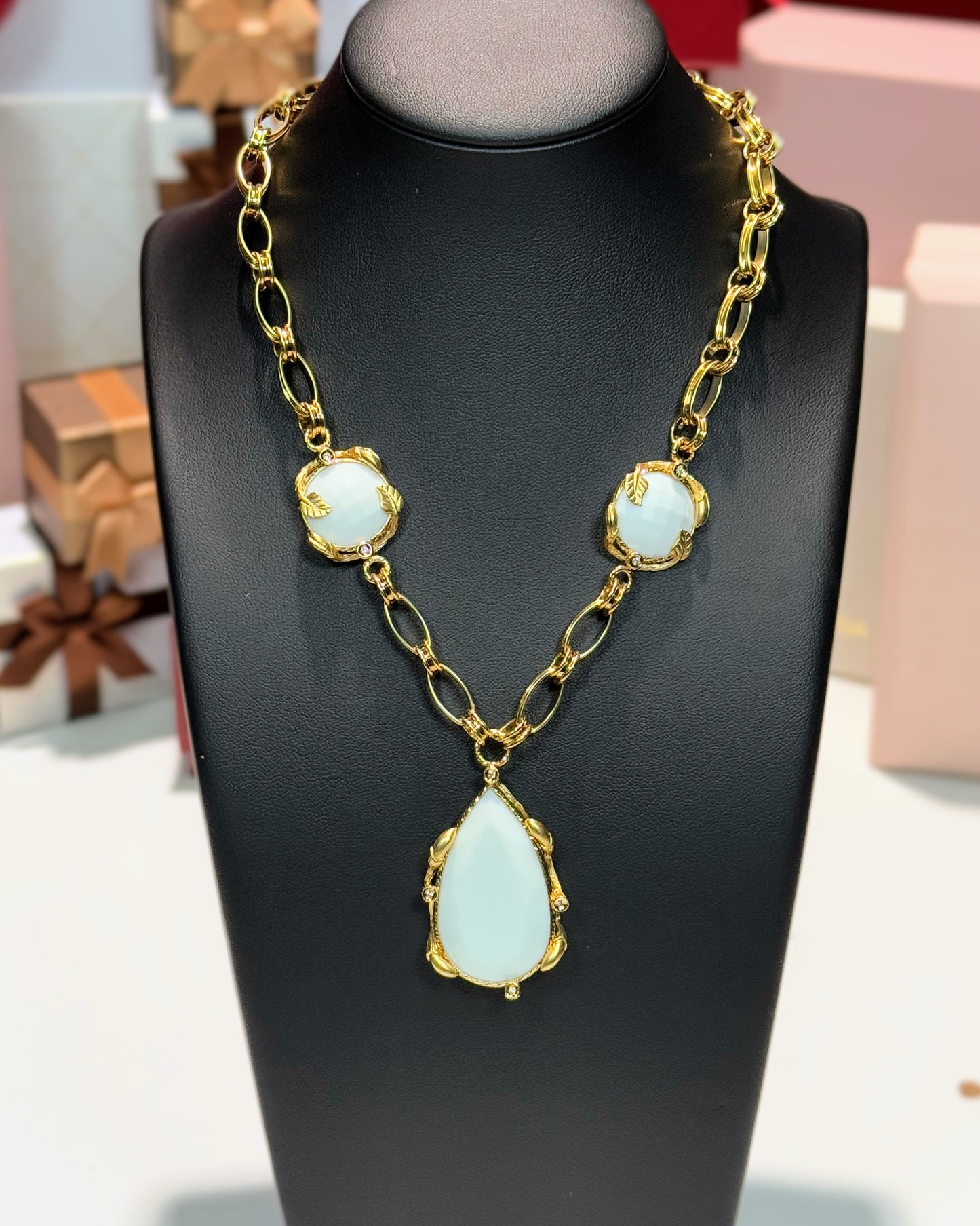 14k Yellow Gold Pendant Chain Necklace
