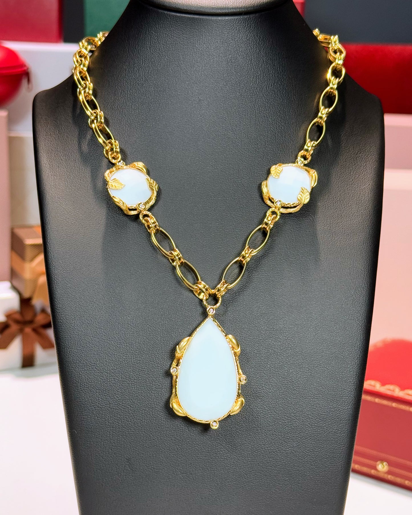 14k Yellow Gold Pendant Chain Necklace