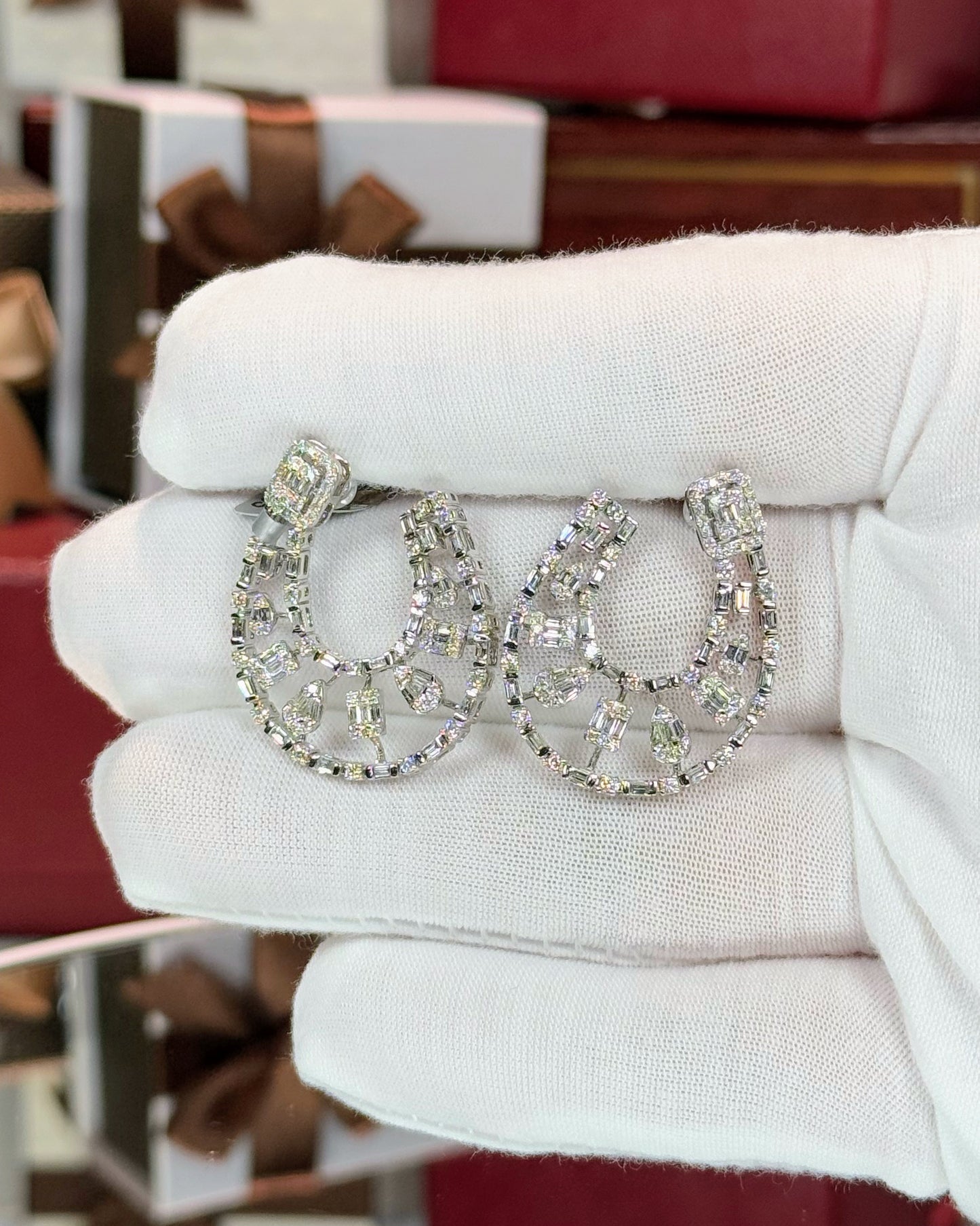 14k White Gold Diamond Earrings
