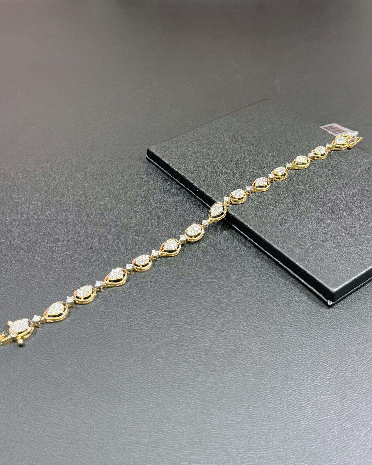 14k Yellow Gold Diamond Bracelet