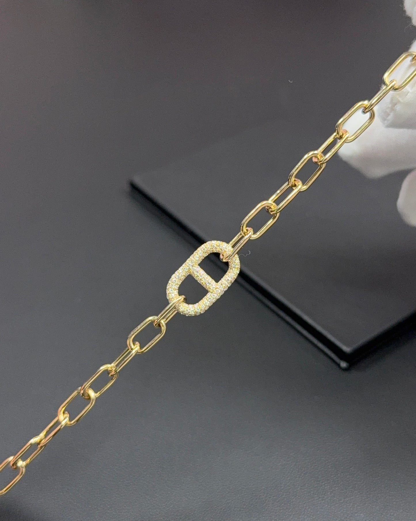 14k Yellow Gold Diamond Bracelet