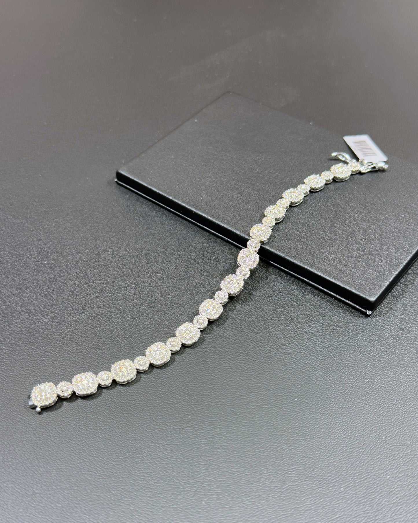 14k White Gold Diamond Bracelet