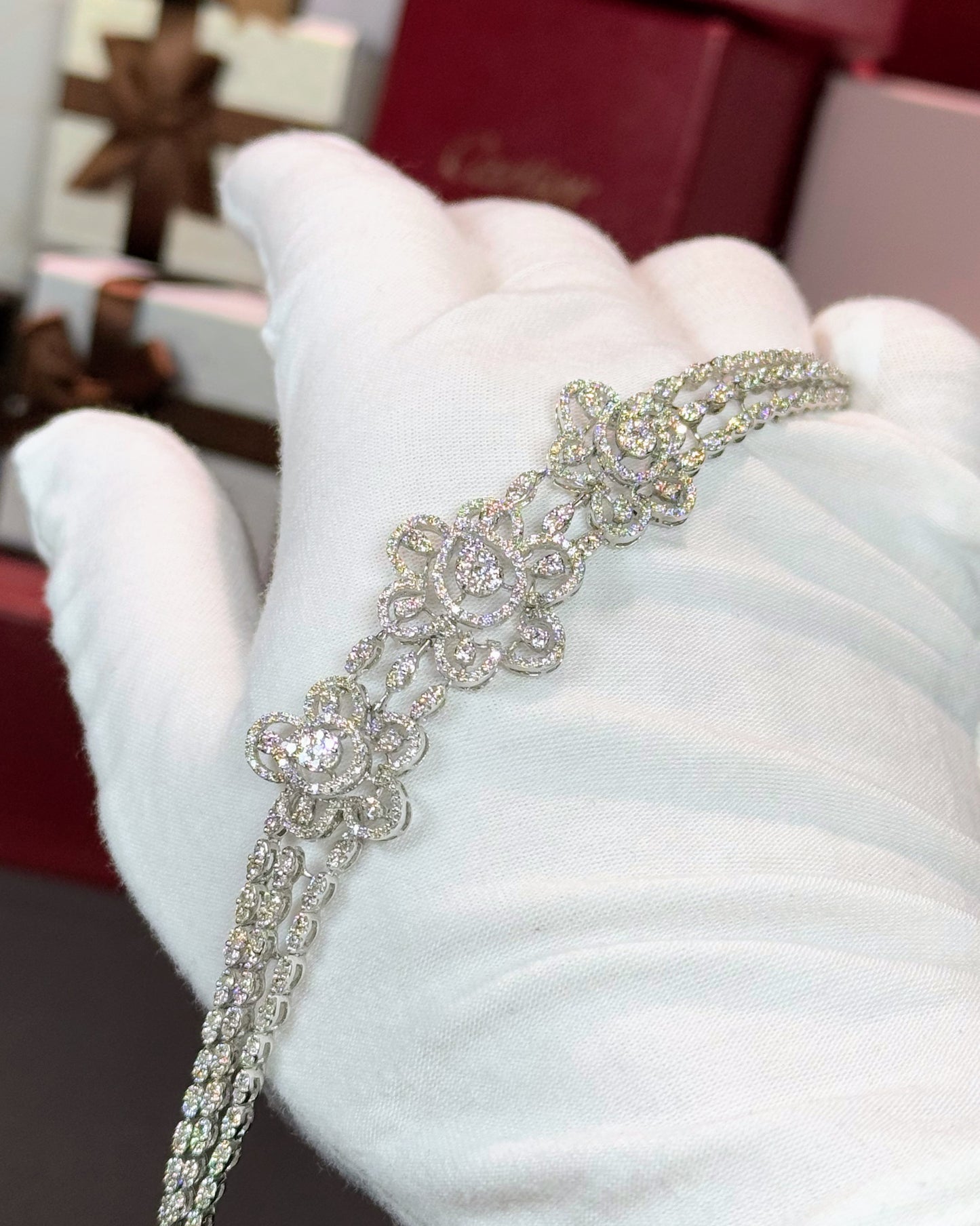 14k White Gold Diamond Flower Bracelet