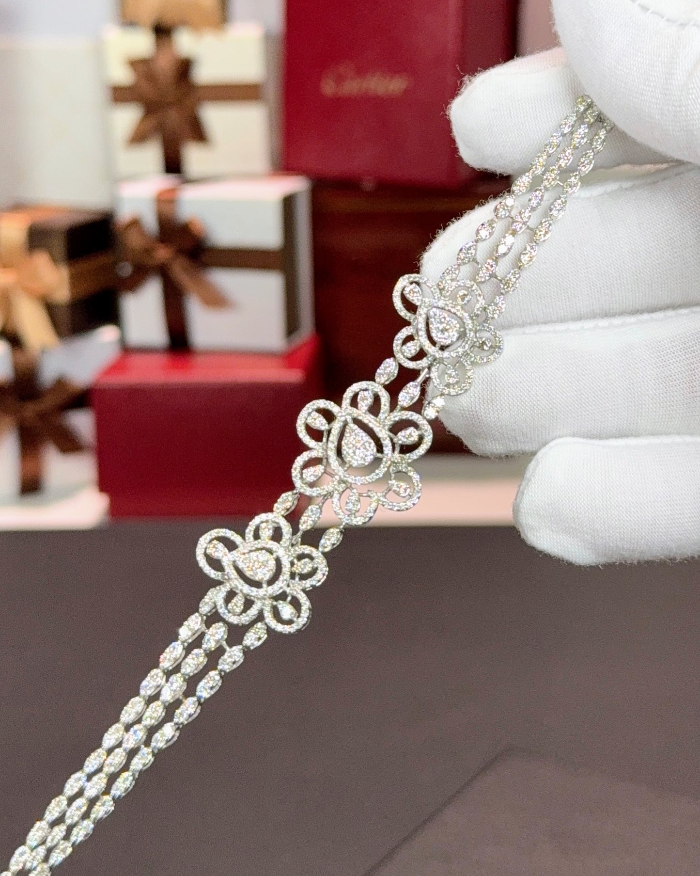 14k White Gold Diamond Flower Bracelet