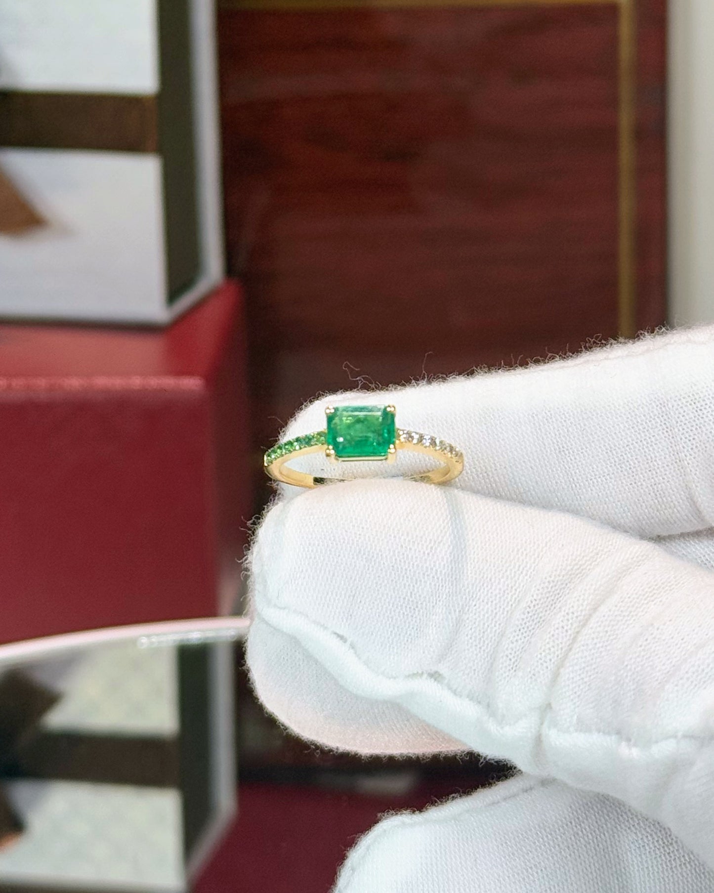 14k Yellow Gold Emerald Ring
