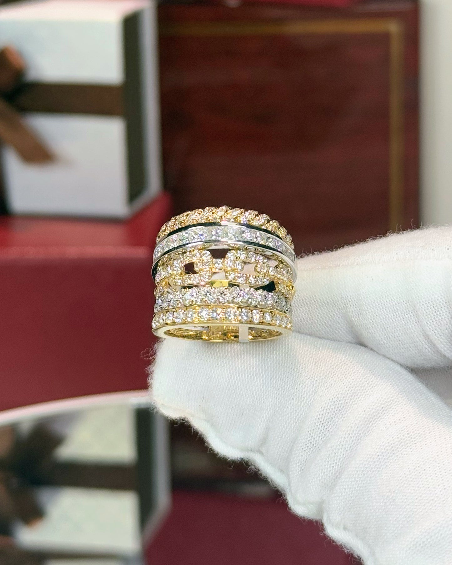 Layered Chains Design 14k Yellow Gold Diamond Ring