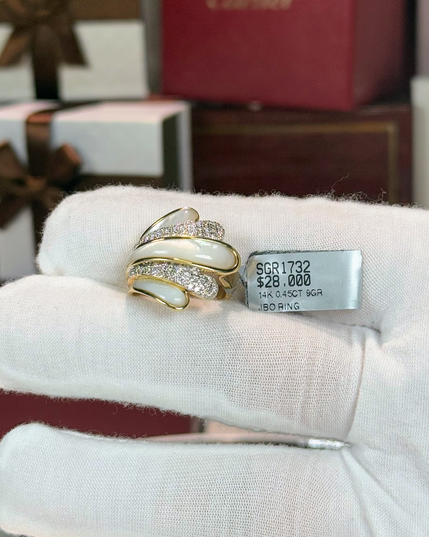 14k Yellow Gold MoP and Diamond Calm Shell Wrap Ring