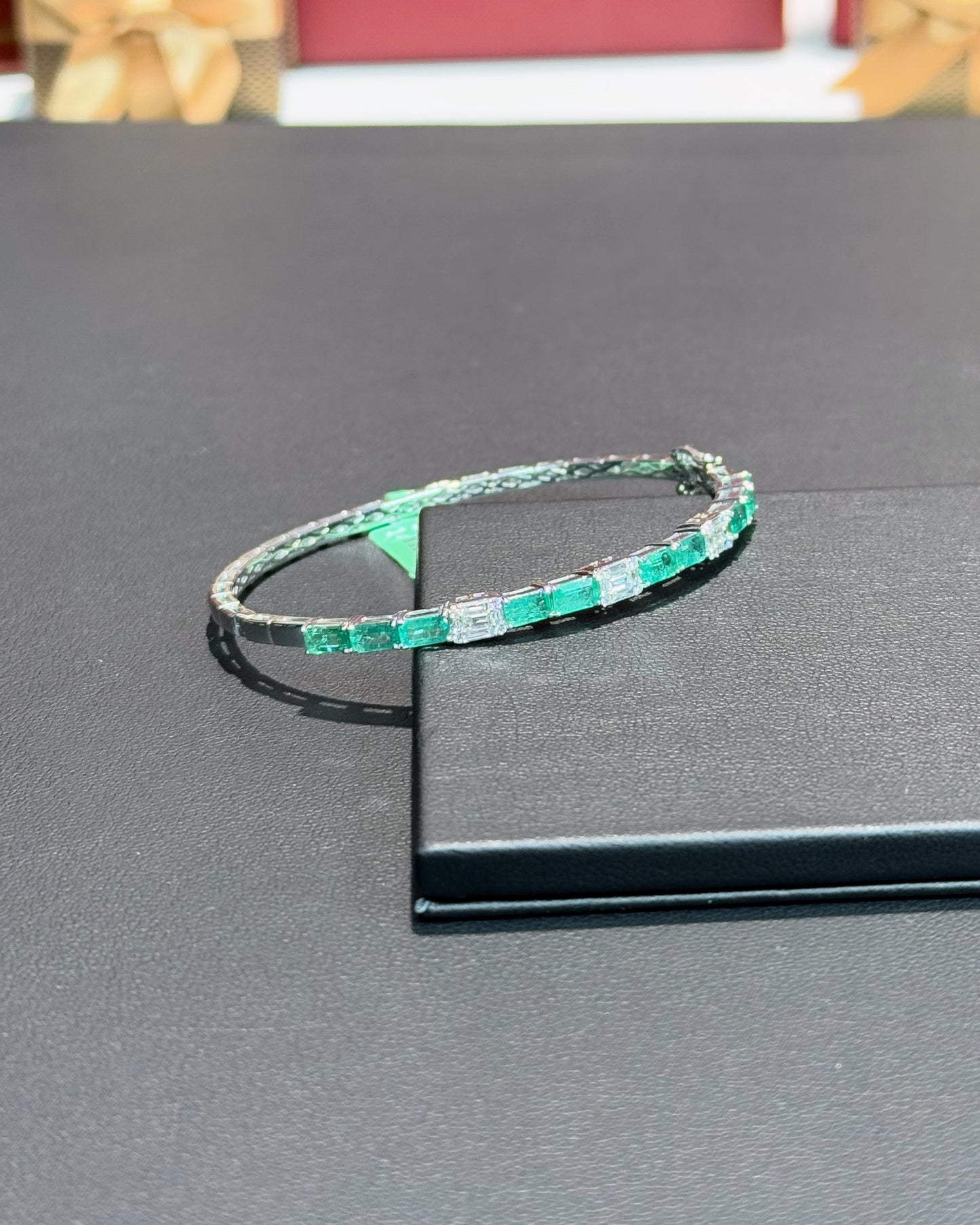 18k White Gold Emerald and Diamond Bangle