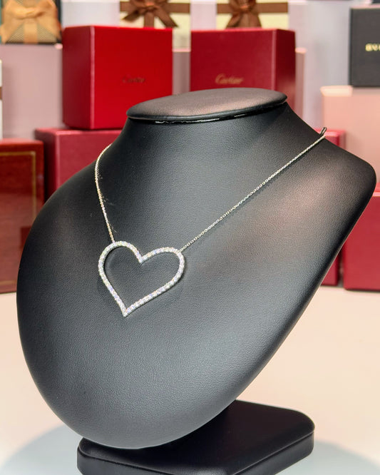 14k White Gold Diamond Heart Pendant Necklace