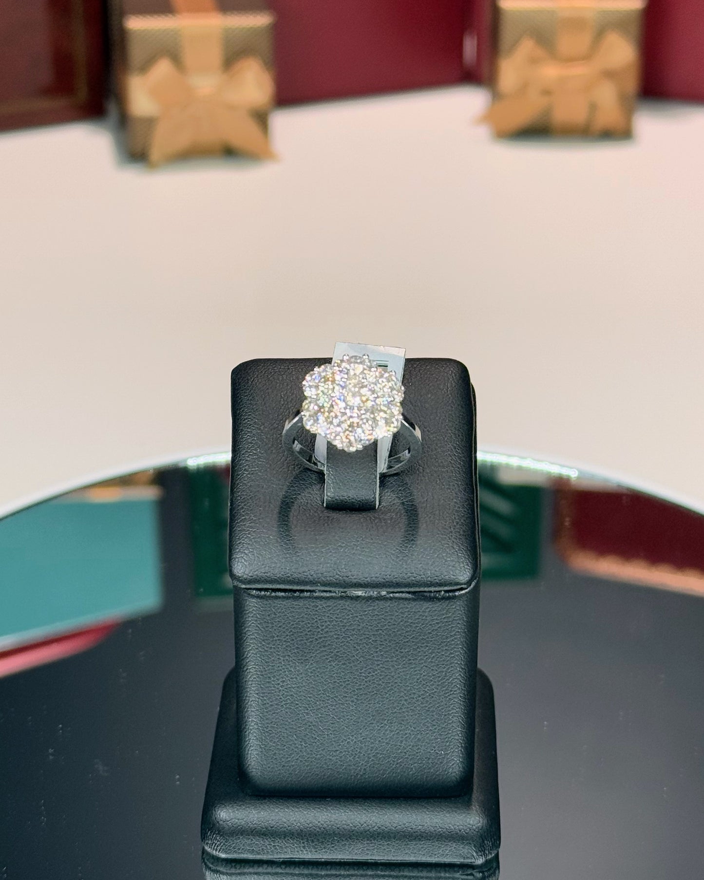 14k White Gold Diamond Cluster Ring