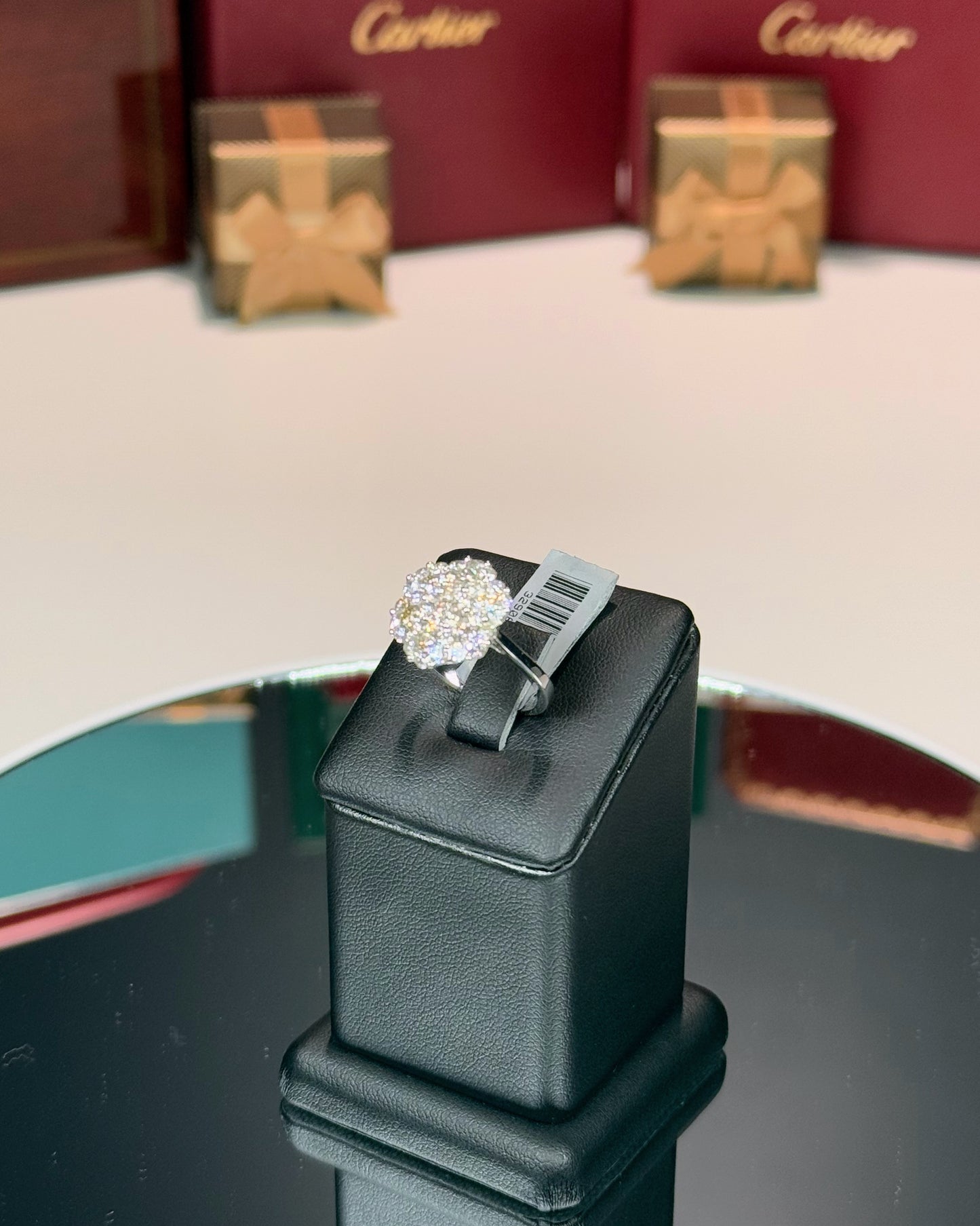 14k White Gold Diamond Cluster Ring