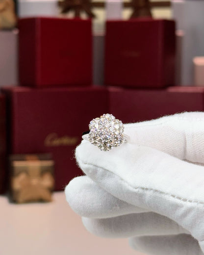 14k White Gold Diamond Cluster Ring