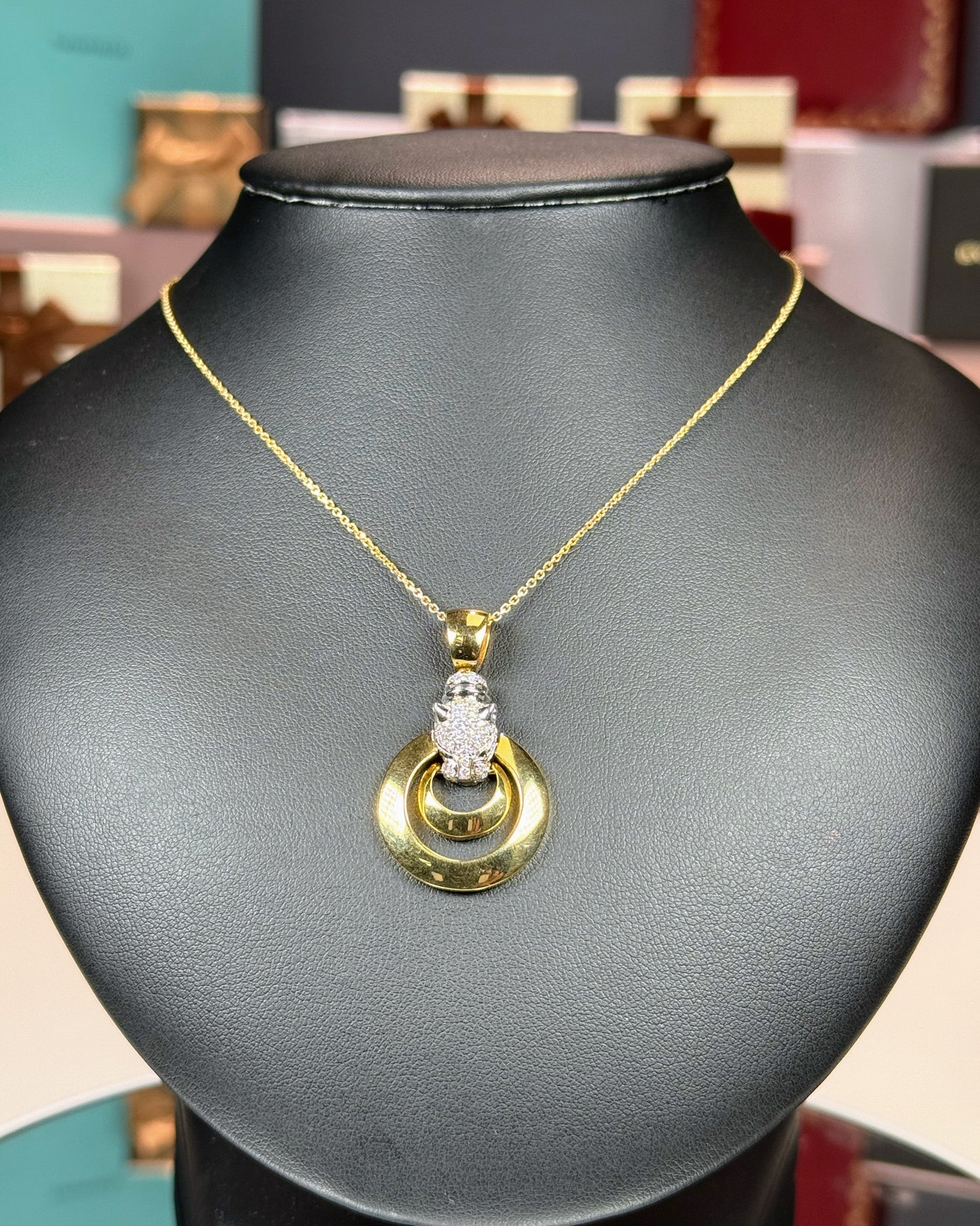 14k Yellow Gold Panther head Double Ring Pendant Necklace