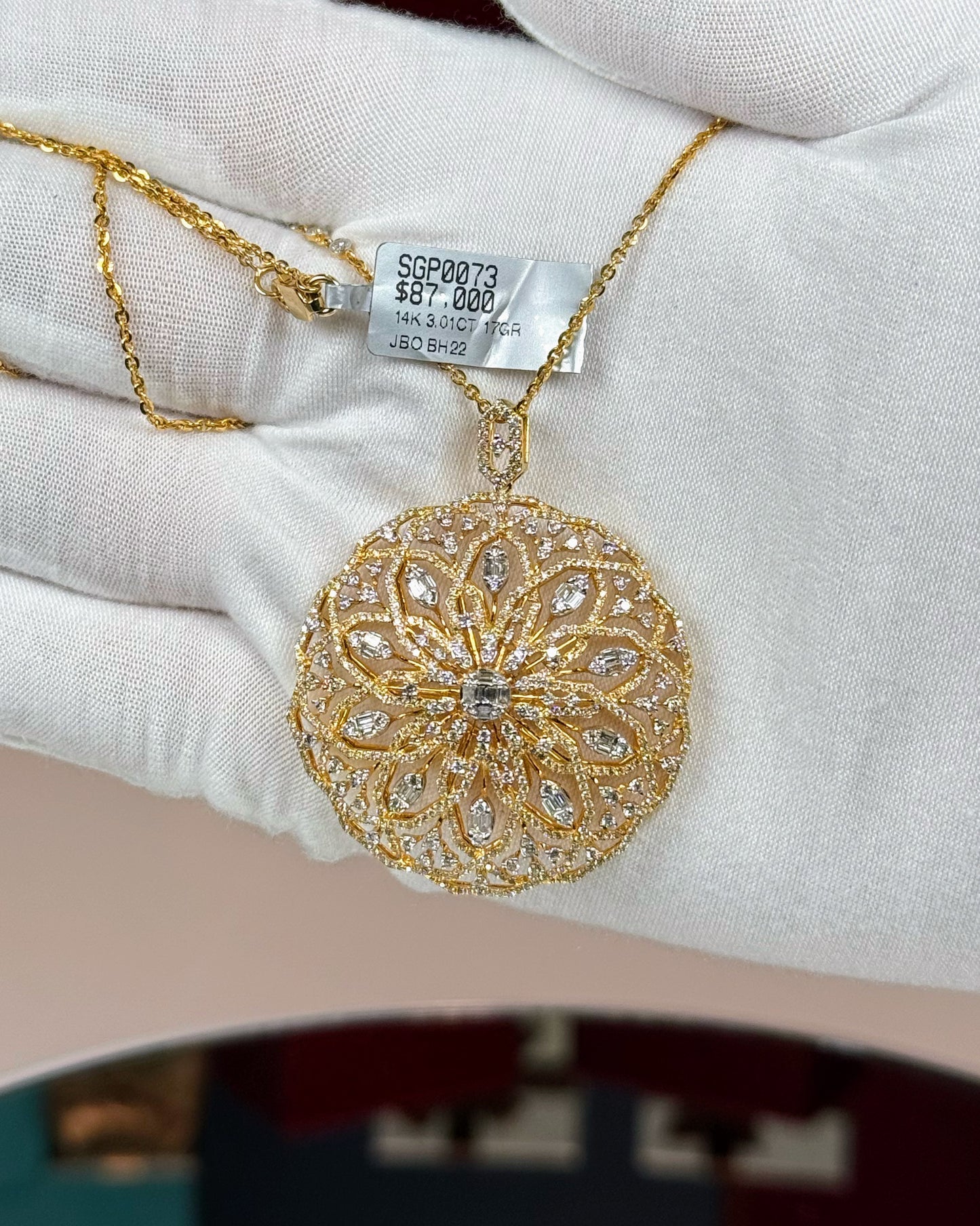 14k Yellow Gold Mandala Flower Design Diamond Pendant Necklace