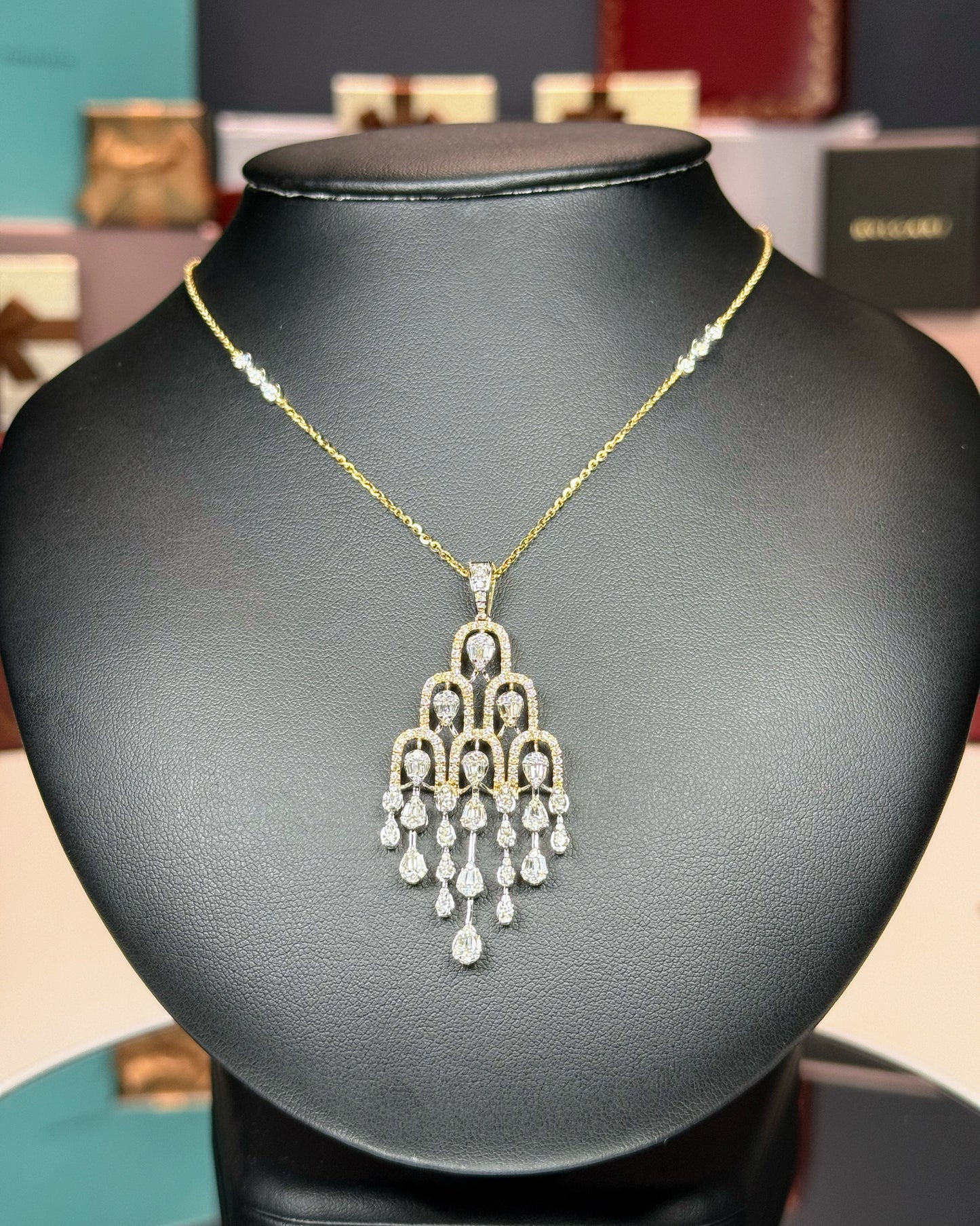 14k Yellow Gold Chandelier Pendant Necklace