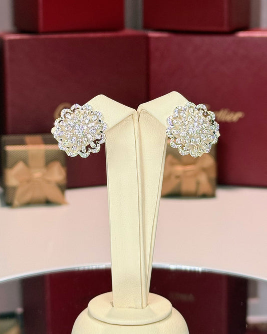 14k White Gold Diamond Cluster Earrings