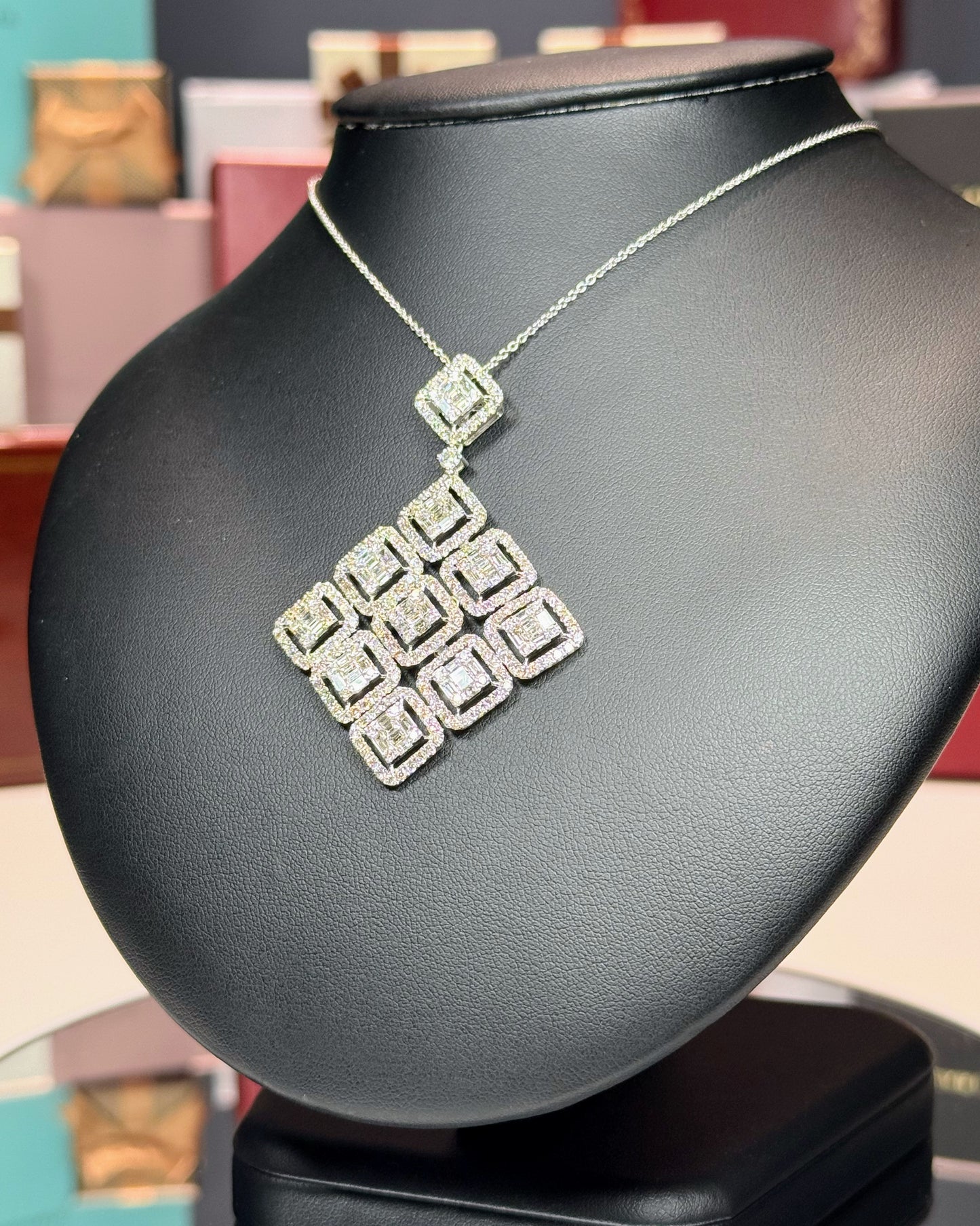 14k White Gold Diamond Cluster Pendant Necklace