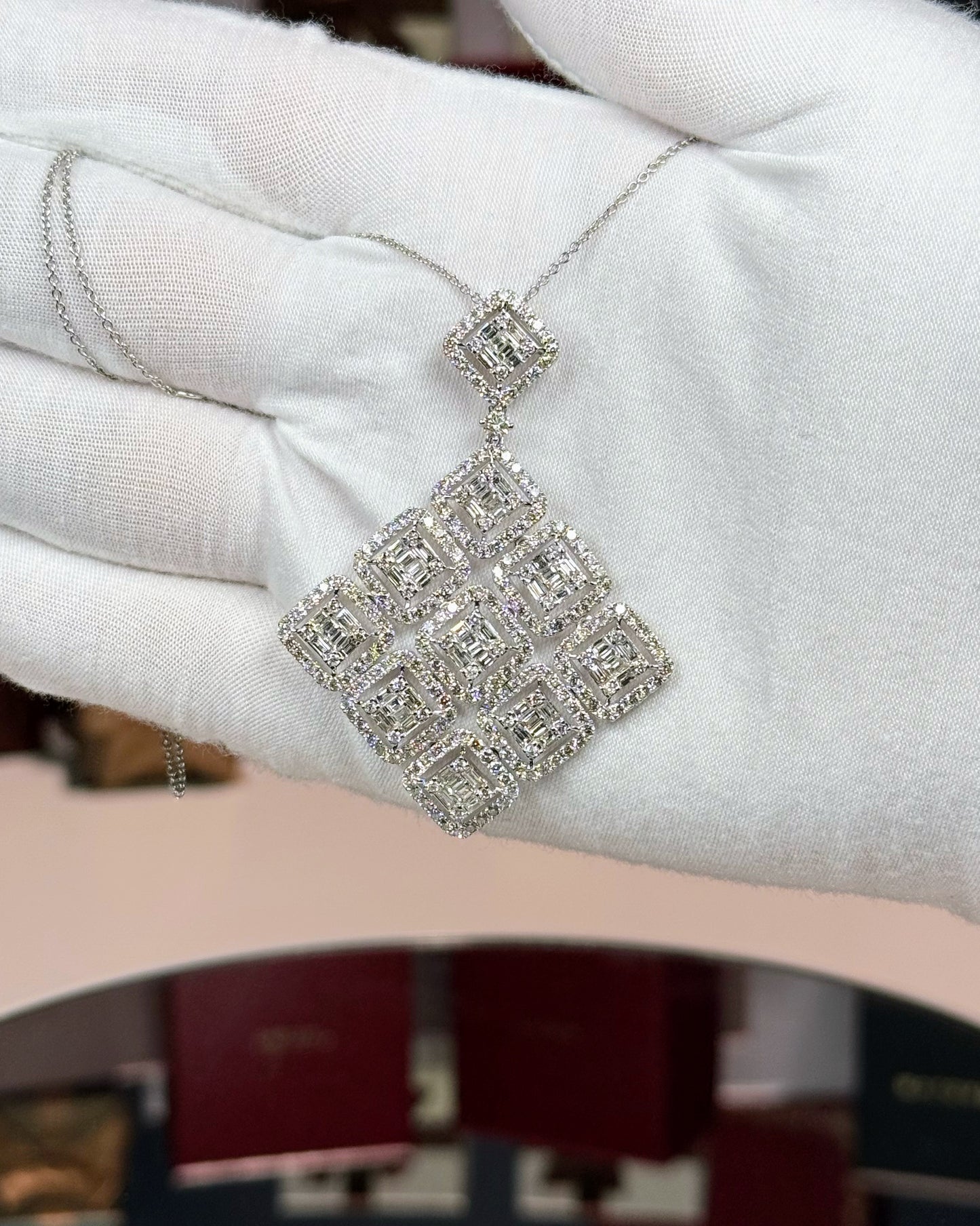 14k White Gold Diamond Cluster Pendant Necklace