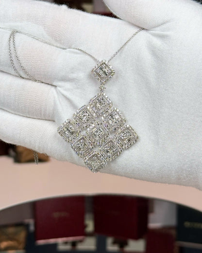 14k White Gold Diamond Cluster Pendant Necklace
