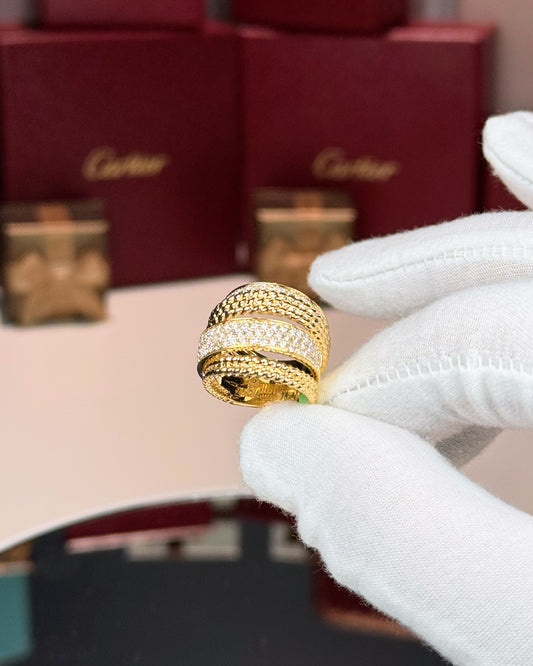 18k Yellow Gold Interlocking Bands Diamond Ring