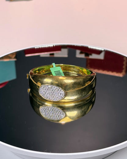 18k Yellow Gold Diamond Cuff Bangle