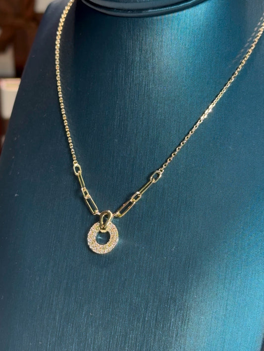 Diamond Circle Pandent 14k Yellow Gold Necklace