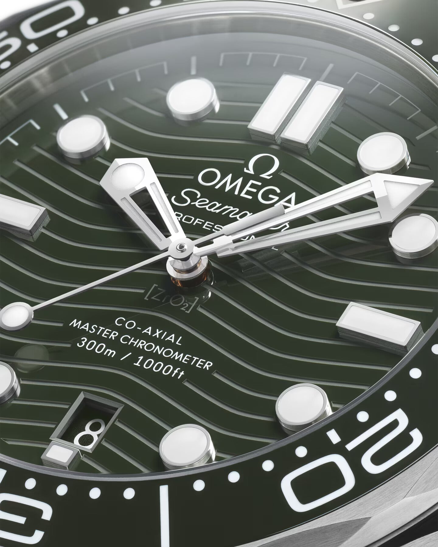 Omega Seamaster Diver 300M Green Dial - 21030422010001