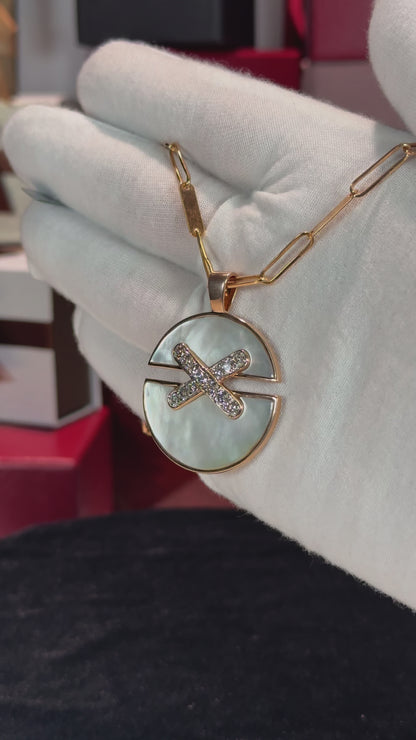 Mother of Pearl Round Purse Design 14k Yellow Gold Pendant Necklace