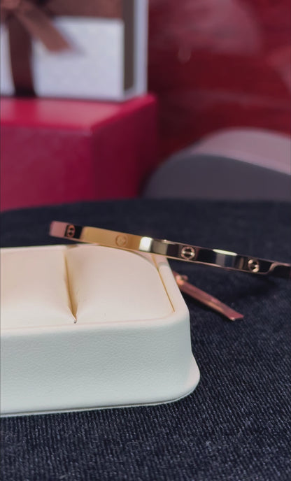 Cartier Love Bracelet Non-paved 18k Rose Gold Small Model,