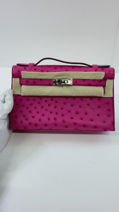 HERMES pochette Kelly 22cm, Pink, Ostrich Leather, Palladium Hardware