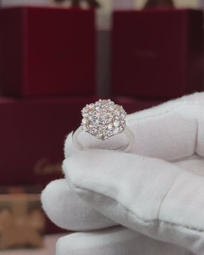 14k White Gold Diamond Cluster Ring