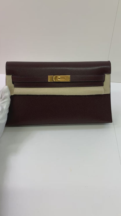 HERMES Kelly Cut 18cm, Rouge, Mysore Goatskin Leather, Gold Hardware