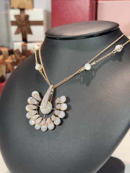 Peacock Tail Design 14k Rose Gold Moonstone Diamond Necklace