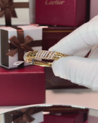 Floral Pattern 14k Yellow Gold Diamond Bangle Bracelet