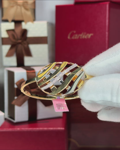 14k Yellow Gold Bangle